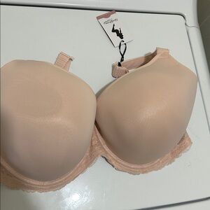 NWT Nude Bra with Lace Trim